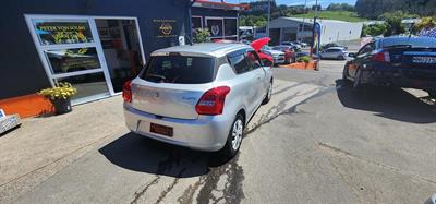 2018 Suzuki SWIFT - Thumbnail